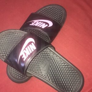 Nike slides